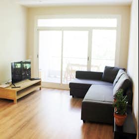 Private room for rent for €520 per month in Barcelona, Carrer de Villarroel