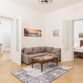 Apartment for rent for €3,528 per month in Vienna, Salesianergasse