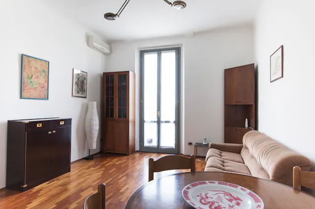 2-Bedroom Apartment in Via Giovanni Segantini, Milan (991290) room image 1