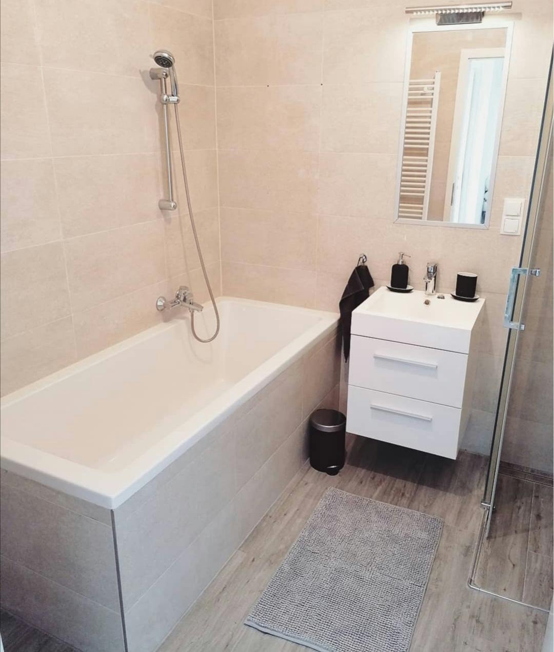 preview gallery tile