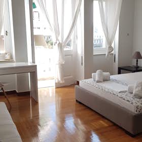 Private room for rent for €410 per month in Athens, Faidriadon