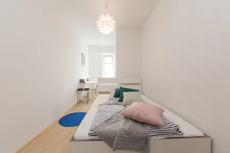 Private room for rent on Kantstraße, Berlin