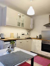 Apartment for rent for €970 per month in Vienna, Mühlfeldgasse