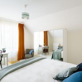Private room for rent for €995 per month in Saint-Gilles, Rue de la Linière