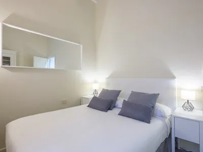 2-Bedroom Apartment in Via Toscanella, Florence (994456) room image 50
