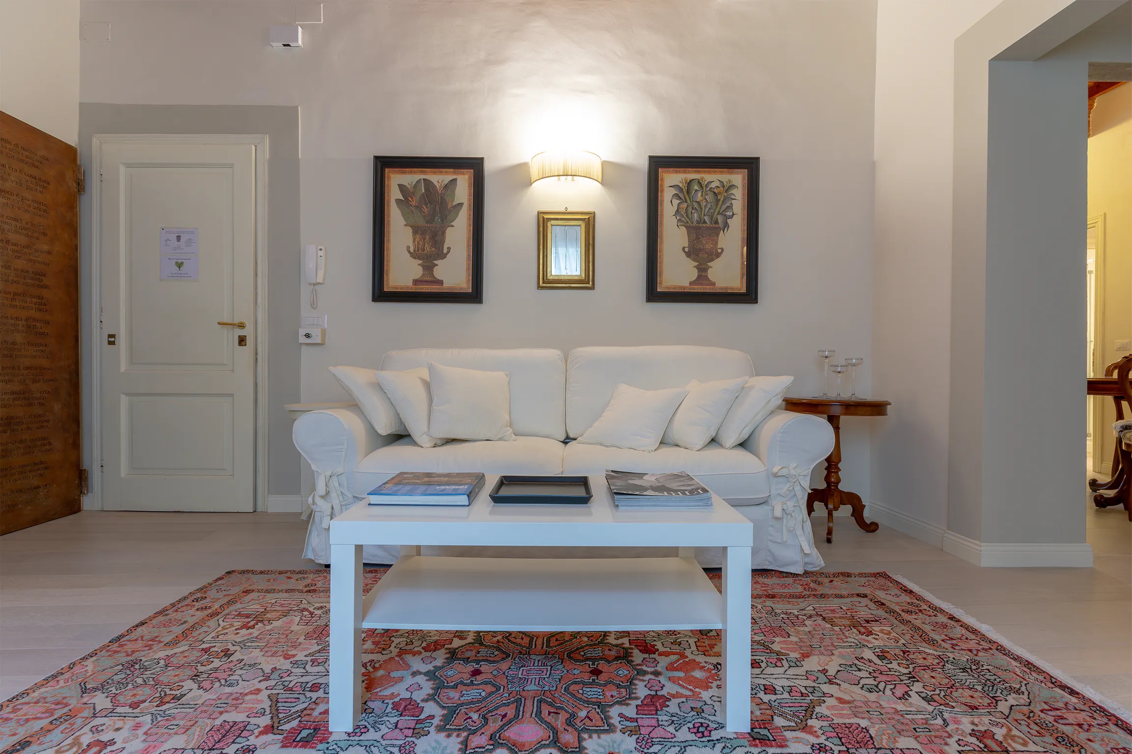 1-Bedroom Apartment in Via Ricasoli, Florence (994917) ROOM 1