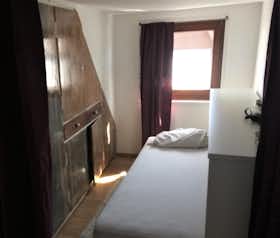Privé kamer te huur voor € 250 per maand in Filderstadt, Nürtinger Straße