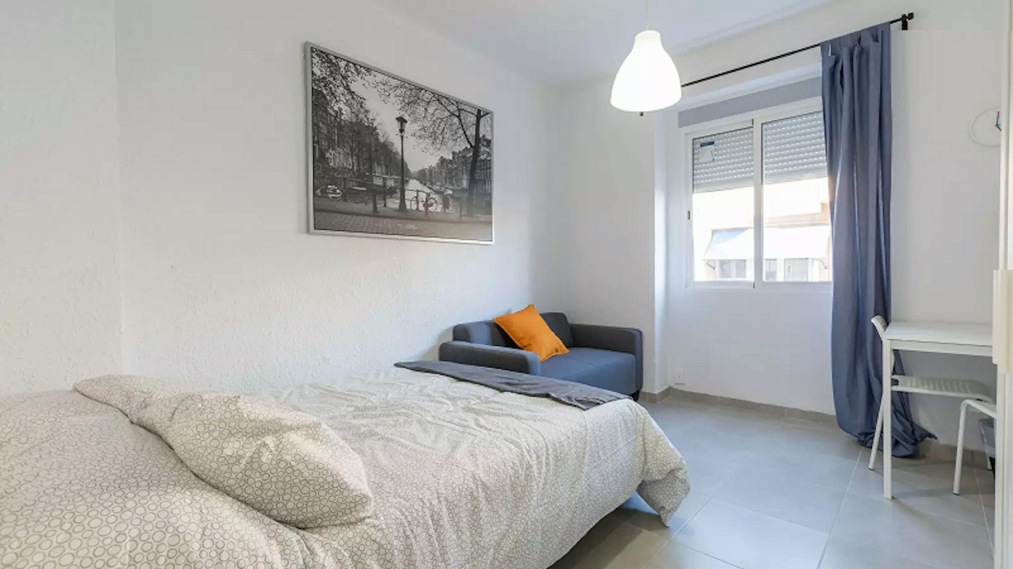 Carrer Justo Vilar, Valencia preview