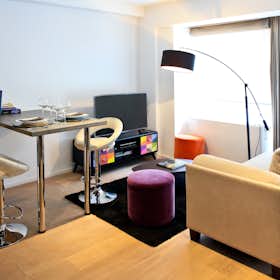 Studio for rent for €2,490 per month in Ixelles, Avenue Brugmann