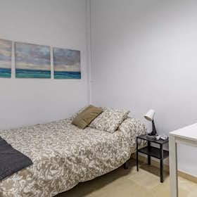 Private room for rent for €325 per month in Valencia, Carrer de la Pau
