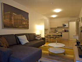 Apartment for rent for €2,074 per month in Vienna, Kaiserstraße