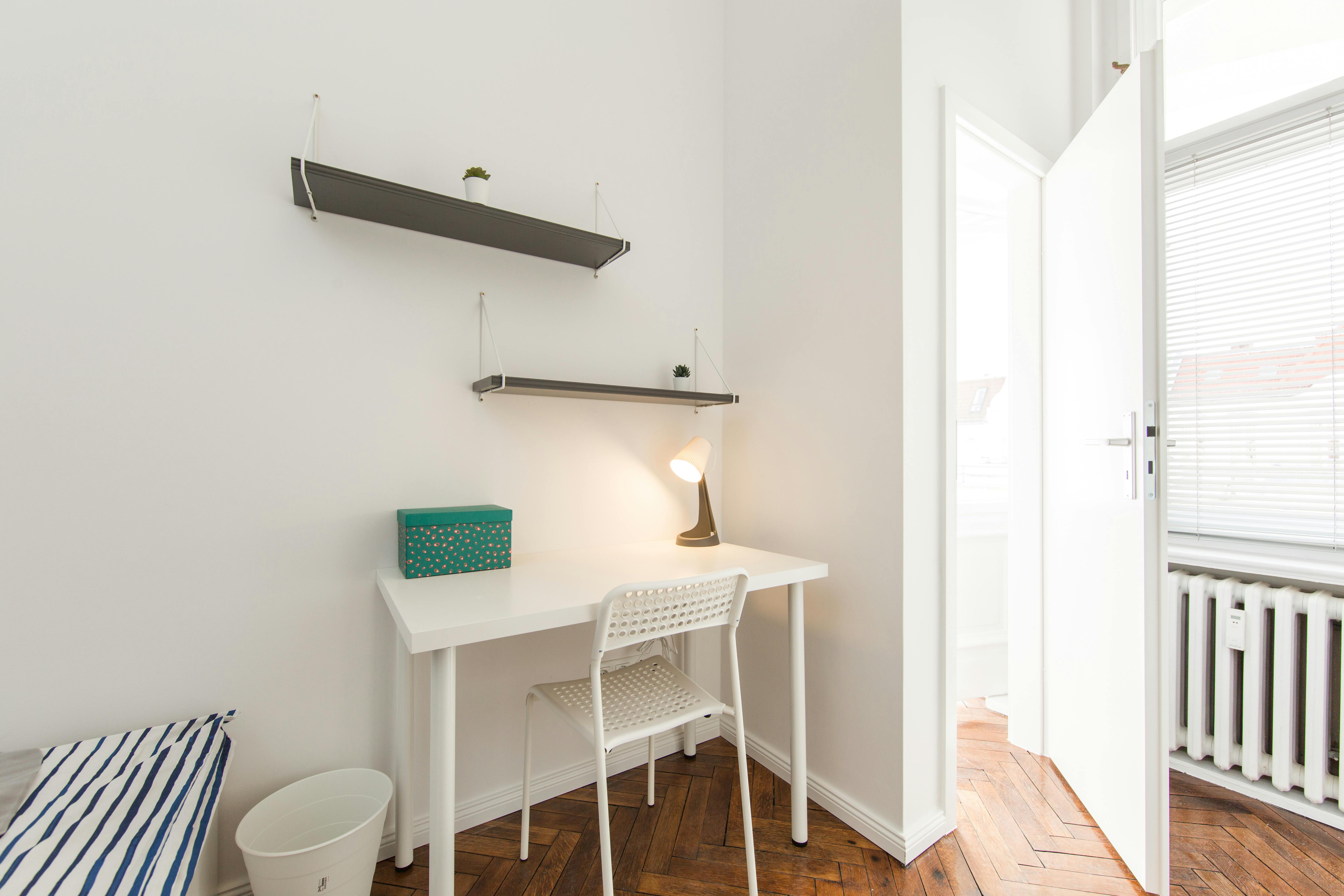 Private room for rent on Kantstraße, Berlin - Ansicht 3