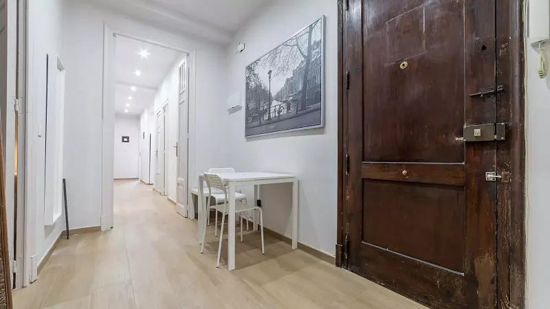 Private room in Calle Pintor Benedito, Valencia (996740) COMMON_AREA 4