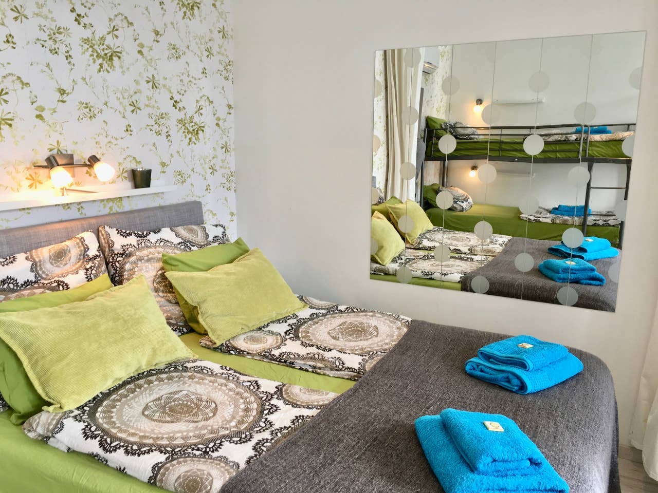 preview gallery tile