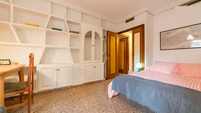 Private room in Calle Rubén Darío, Valencia (997188) room image 15