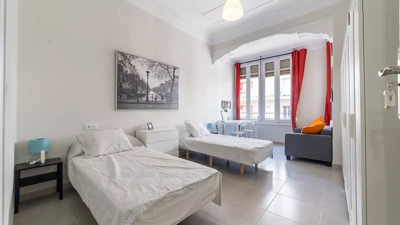 Private room for rent for €475 per month in Valencia, Carrer de Sueca
