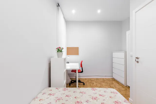 Private room in Calle de Andrés Mellado, Madrid (997740) room image 2