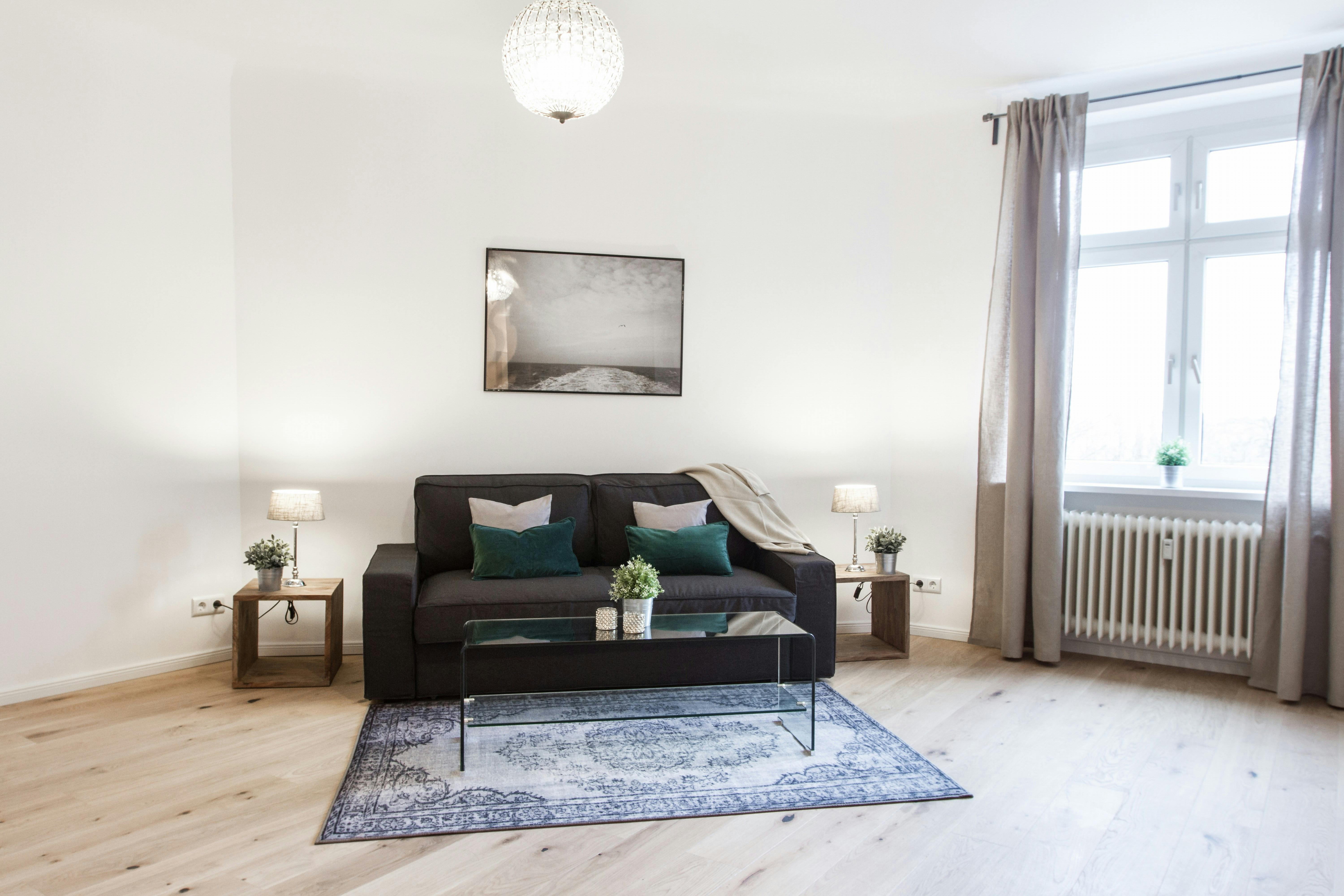 Guineastraße, Berlin preview