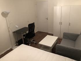 Private room for rent for €1,200 per month in Amsterdam, Werengouw