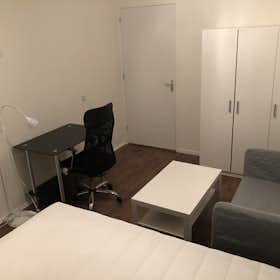 WG-Zimmer for rent for 1.200 € per month in Amsterdam, Werengouw