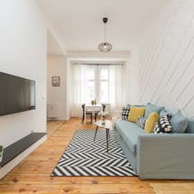 Appartement te huur voor € 2.100 per maand in Berlin, Ofener Straße
