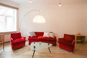 Appartement te huur voor € 550 per maand in Riga, Avotu iela