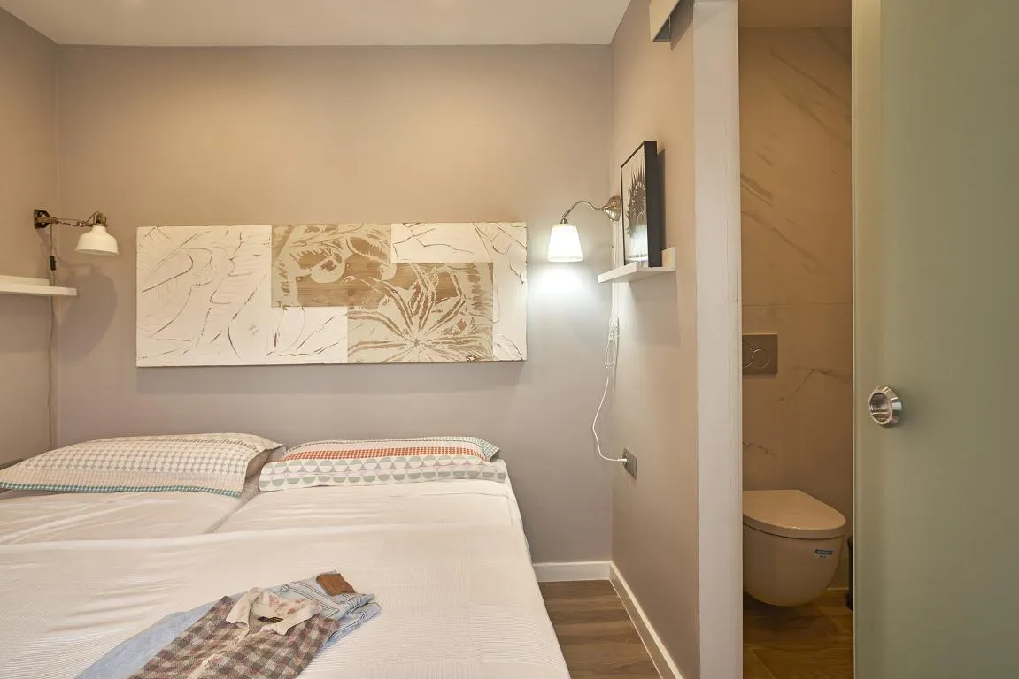 1-Bedroom Apartment in Passeig de Fabra i Puig, Barcelona (1000994) ROOM 4
