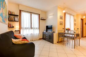公寓 正在以 €1,980 的月租出租，其位于 Forlì, Via Guido Bonali