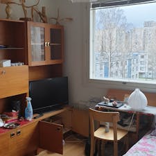 Private room for rent for €700 per month in Vantaa, Raiviosuonrinne