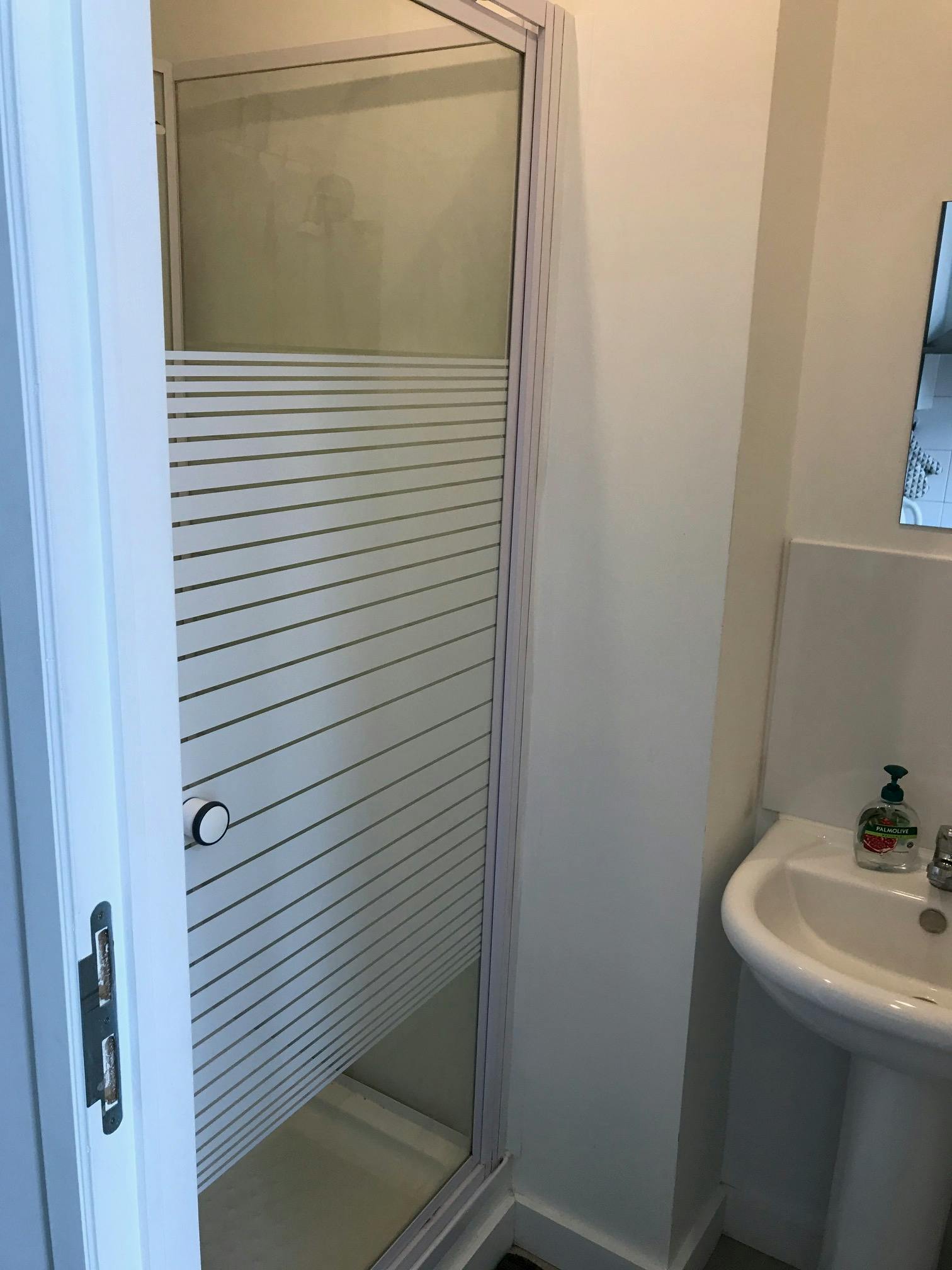 Private room in Rue Braemt, Saint-Josse-ten-Noode (1002243) room image 8