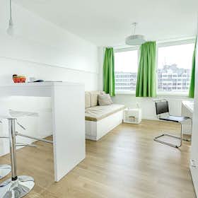 Studio for rent for 1.965 € per month in Nürnberg, Am Plärrer