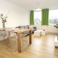 Apartment for rent for €3,765 per month in Nürnberg, Am Plärrer