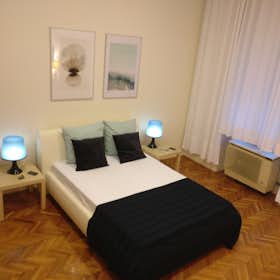 Apartment for rent for HUF 313,350 per month in Budapest, Paulay Ede utca