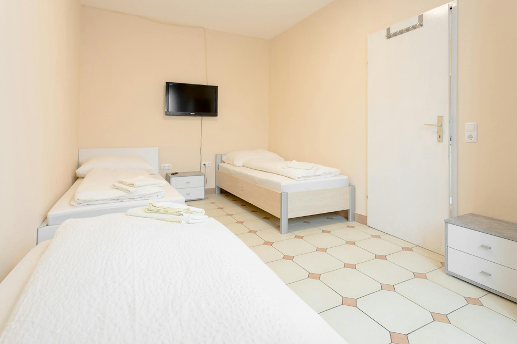 Ambrosigasse, Vienna preview