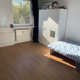 Pokój prywatny do wynajęcia za 670 € miesięcznie w mieście Hamburg, Kieler Straße