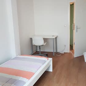 Chambre privée à louer pour 650 €/mois à Hamburg, Kieler Straße