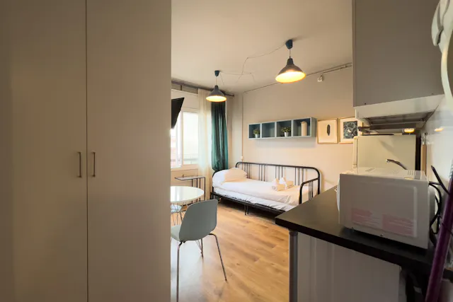 Apartment in Carrer del Vallès, Barcelona (1008020) room image 2