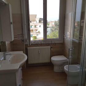 Приватна кімната за оренду для 450 EUR на місяць у Busto Arsizio, Via Genova