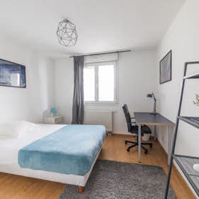 Private room for rent for €610 per month in Strasbourg, Avenue de Colmar
