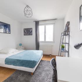 Private room for rent for €620 per month in Strasbourg, Avenue de Colmar