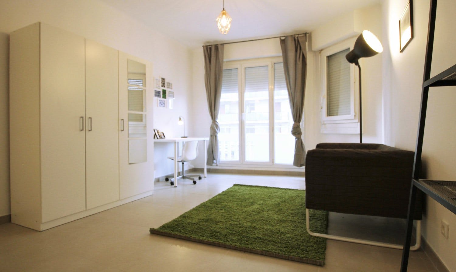 preview gallery tile