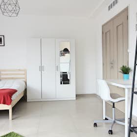 Cameră privată de închiriat pentru 500 EUR pe lună în Marseille, Rue Antoine Pons