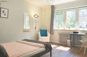 Private room for rent for €872 per month in Köln, Venloer Straße