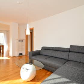 Apartment for rent for €2,520 per month in Leinfelden-Echterdingen, Enzianstraße