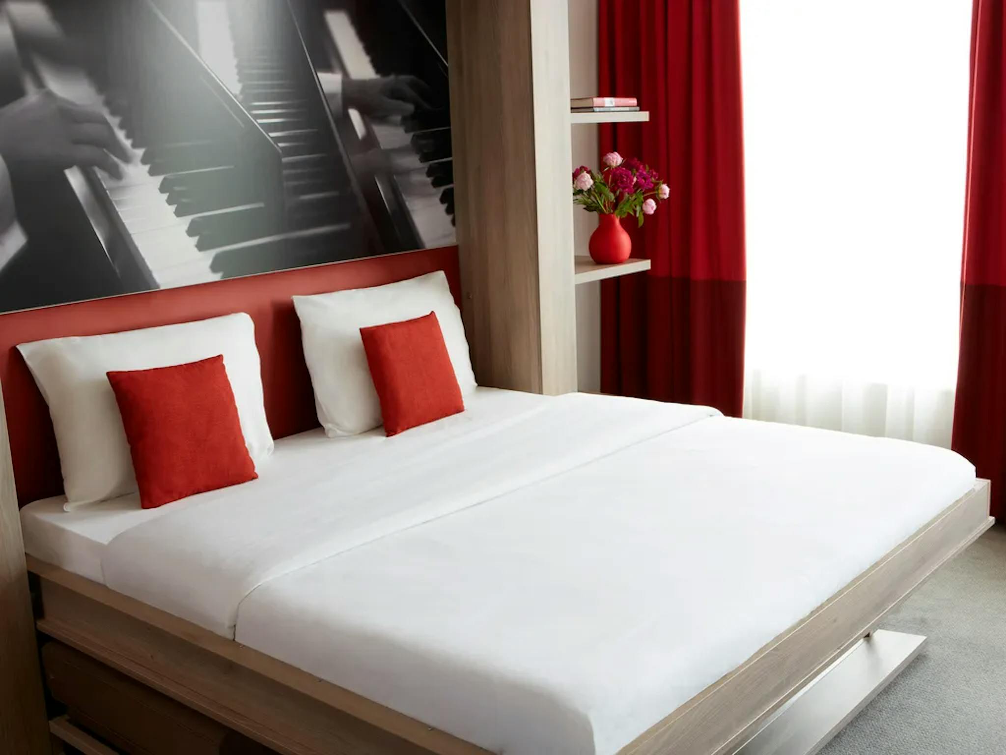Uraniastraße, Vienna preview
