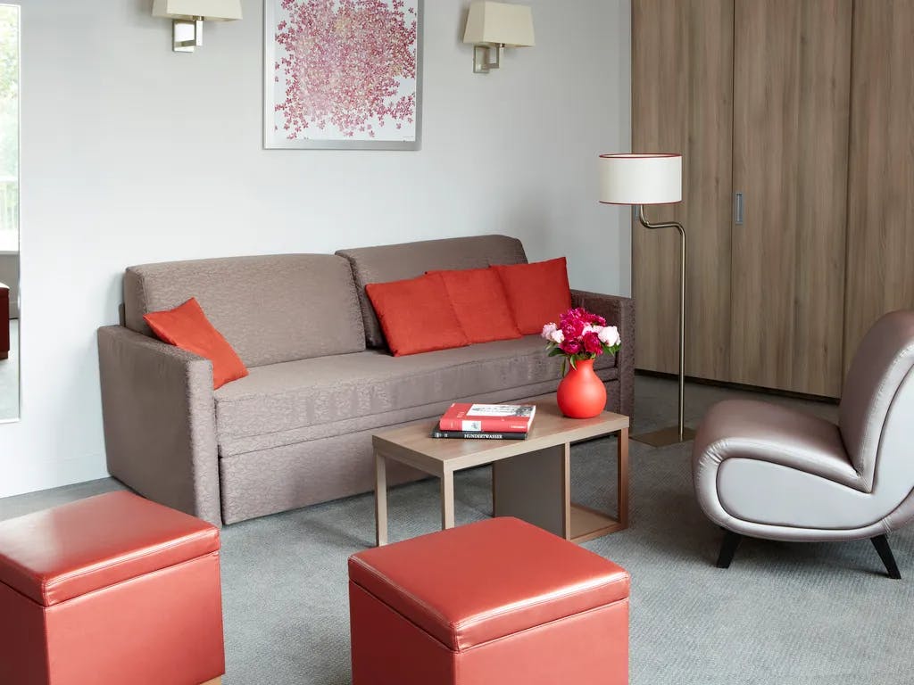 Apartment for rent for €4,185 per month in Vienna, Uraniastraße