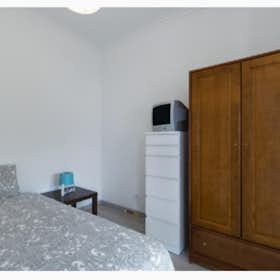 Private room for rent for €550 per month in Amadora, Praceta das Roiçadas