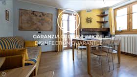 Apartment for rent for €1,500 per month in Valfurva, Via Meralda