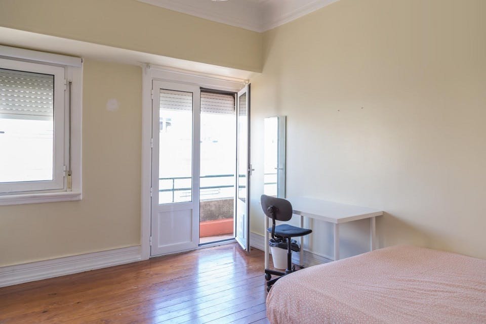 Rua Augusto Gil, Lisbon preview