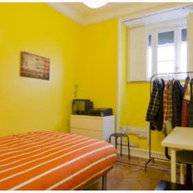 Private room for rent for €600 per month in Lisbon, Rua Damasceno Monteiro